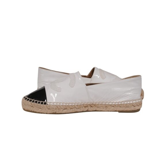 Chanel Women CC Logo Espadrilles EU 39 US 9 White Black Patent Leather Cork Sole - Picture 9 of 12